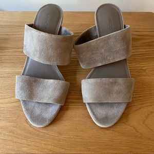 Vince Benetta Suede Block Heel Slide Sandals In Light Woodsmoke, size 8 NWOT